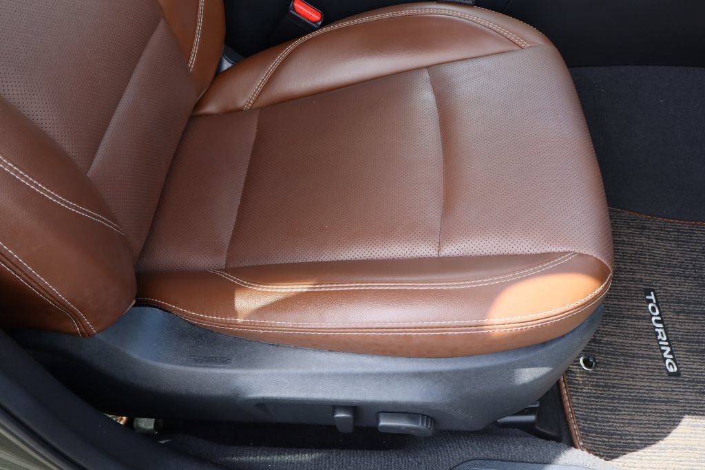Used 2018 Subaru Outback 2.5i Touring AWD/4WD image 30