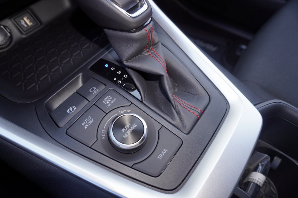 New 2025 Toyota RAV4 SE image 16
