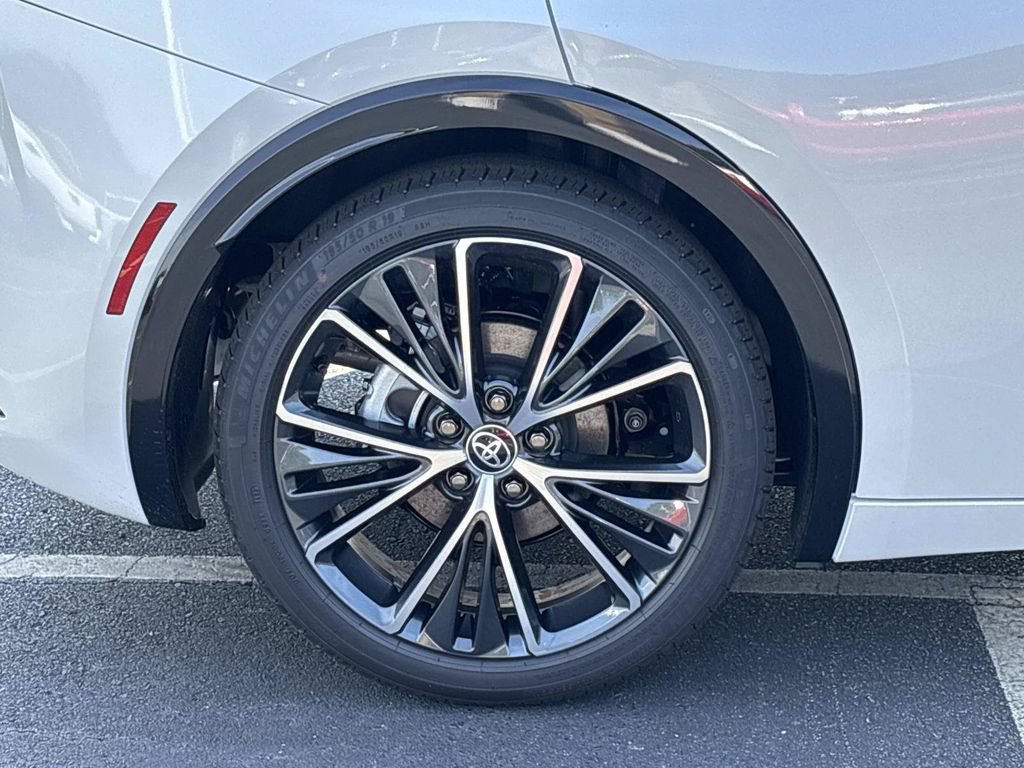 New 2026 Toyota Prius XLE FWD image 12