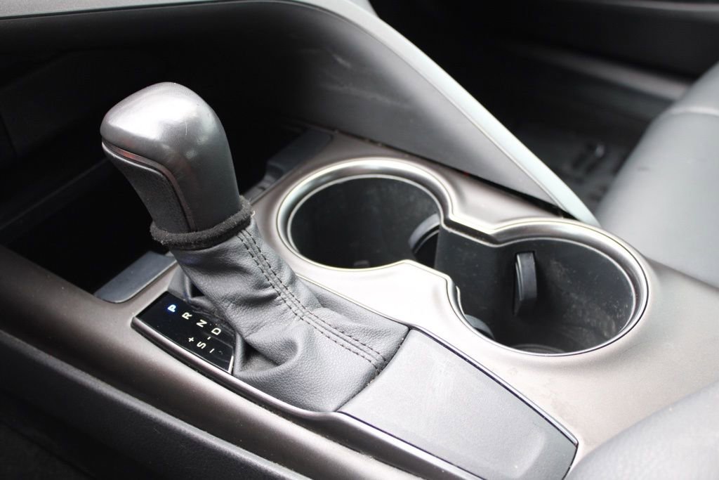 Used 2021 Toyota Camry SE w/ Blackout Package (TMS) image 37