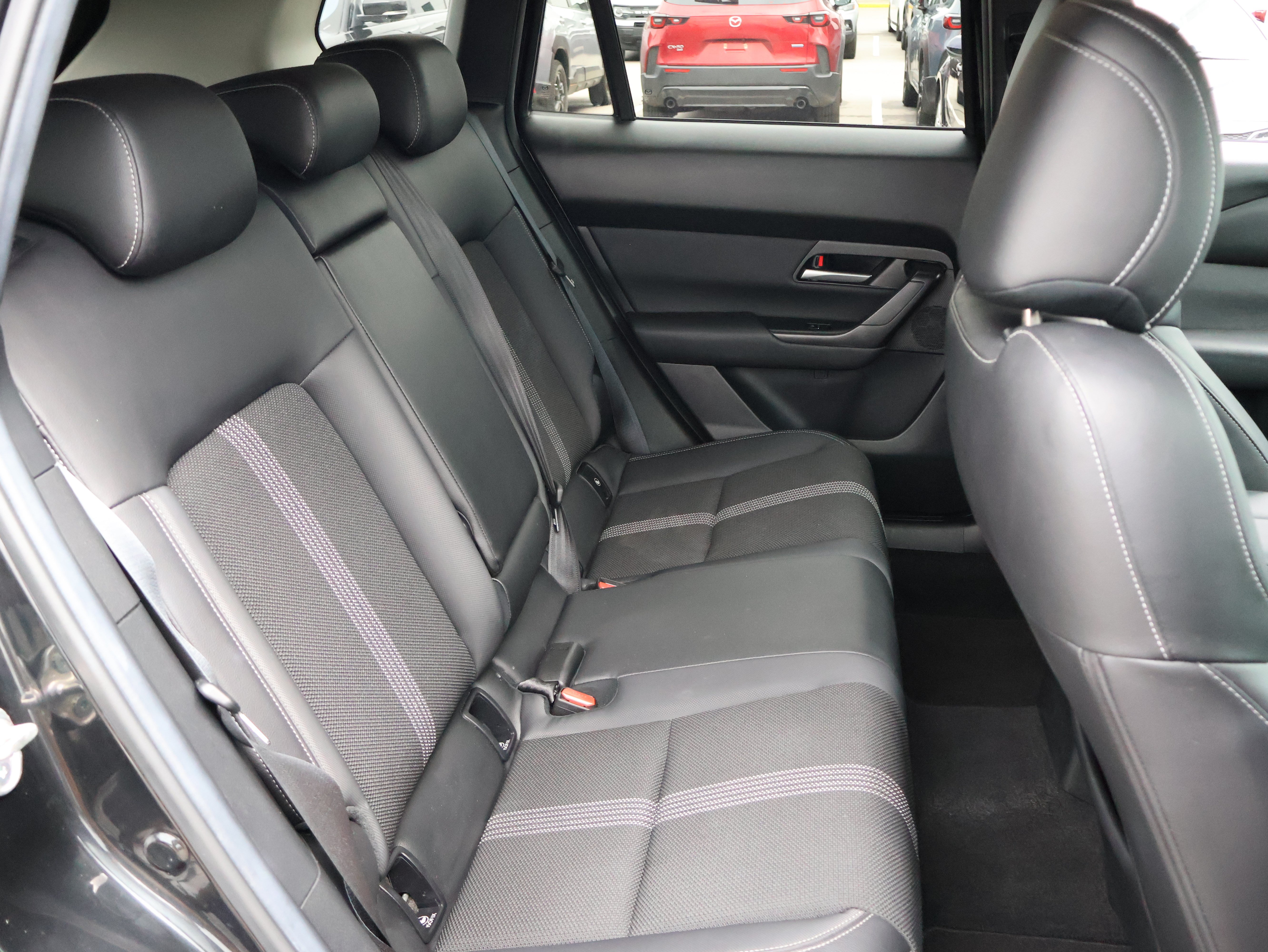 Used 2025 MAZDA CX-50 AWD 2.5 S w/ Preferred Package image 12