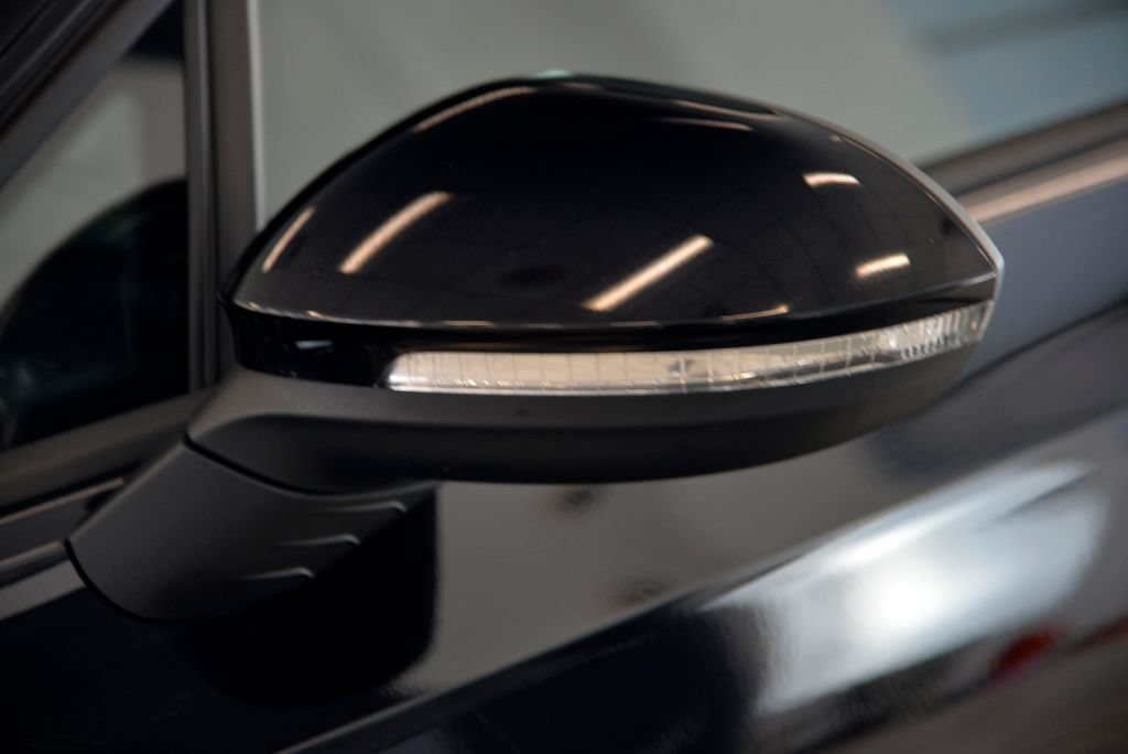 Used 2022 Volkswagen GTI S FWD image 12