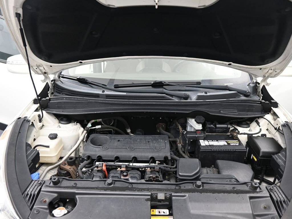 Used 2013 Hyundai Tucson GLS image 24