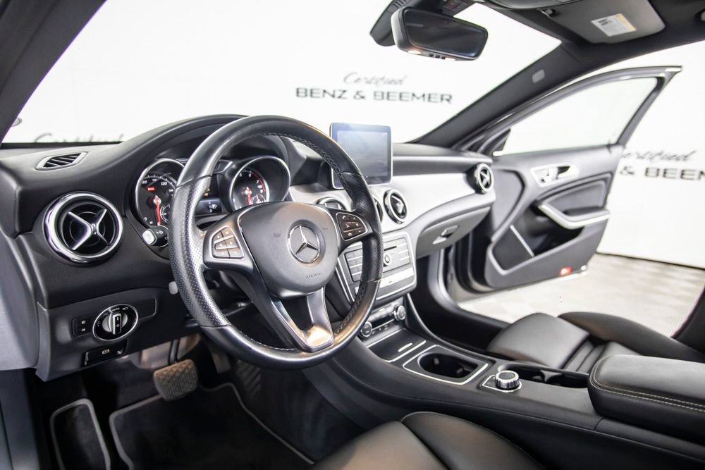 Used 2019 Mercedes-Benz GLA 250 4MATIC image 20