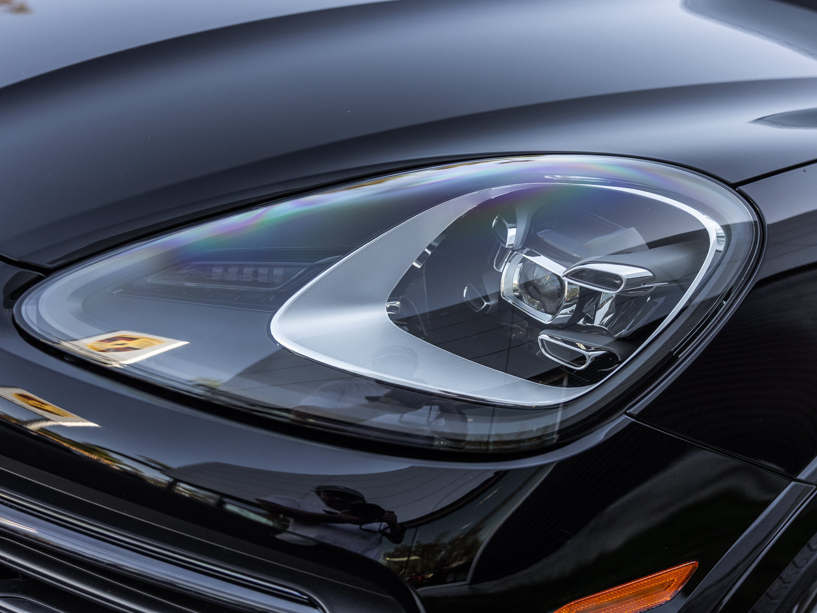 Certified 2023 Porsche Cayenne Platinum Edition AWD/4WD image 23