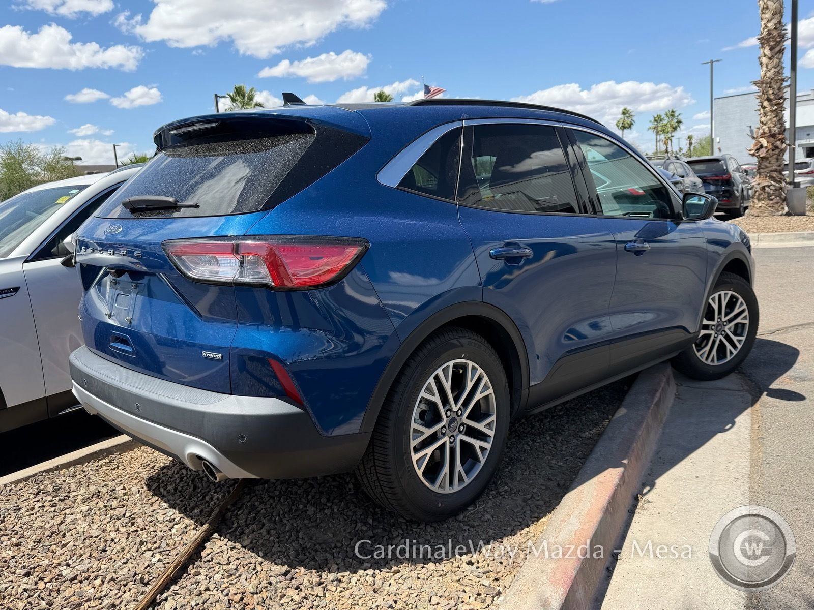 Used 2022 Ford Escape SEL w/ Technology Package FWD image 3