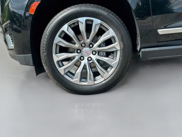 Used 2021 GMC Yukon Denali w/ Denali Premium Package AWD/4WD image 36