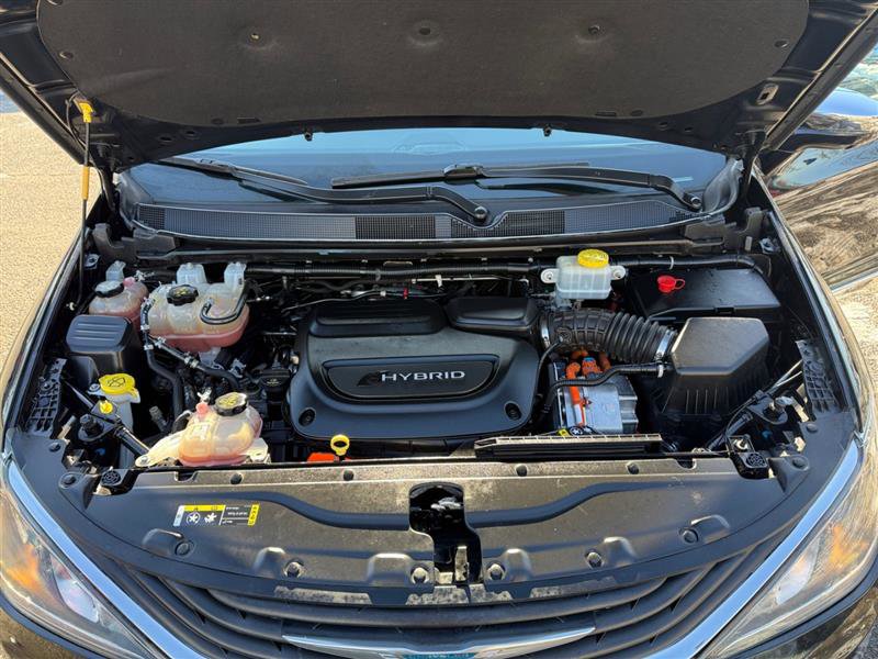 Used 2019 Chrysler Pacifica Limited w/ Advanced Safetytec Group image 18