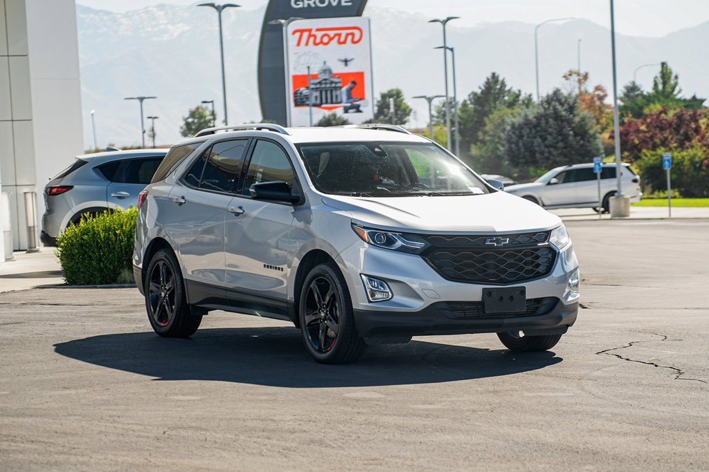Used 2020 Chevrolet Equinox Premier w/ Premier Redline Edition image 3