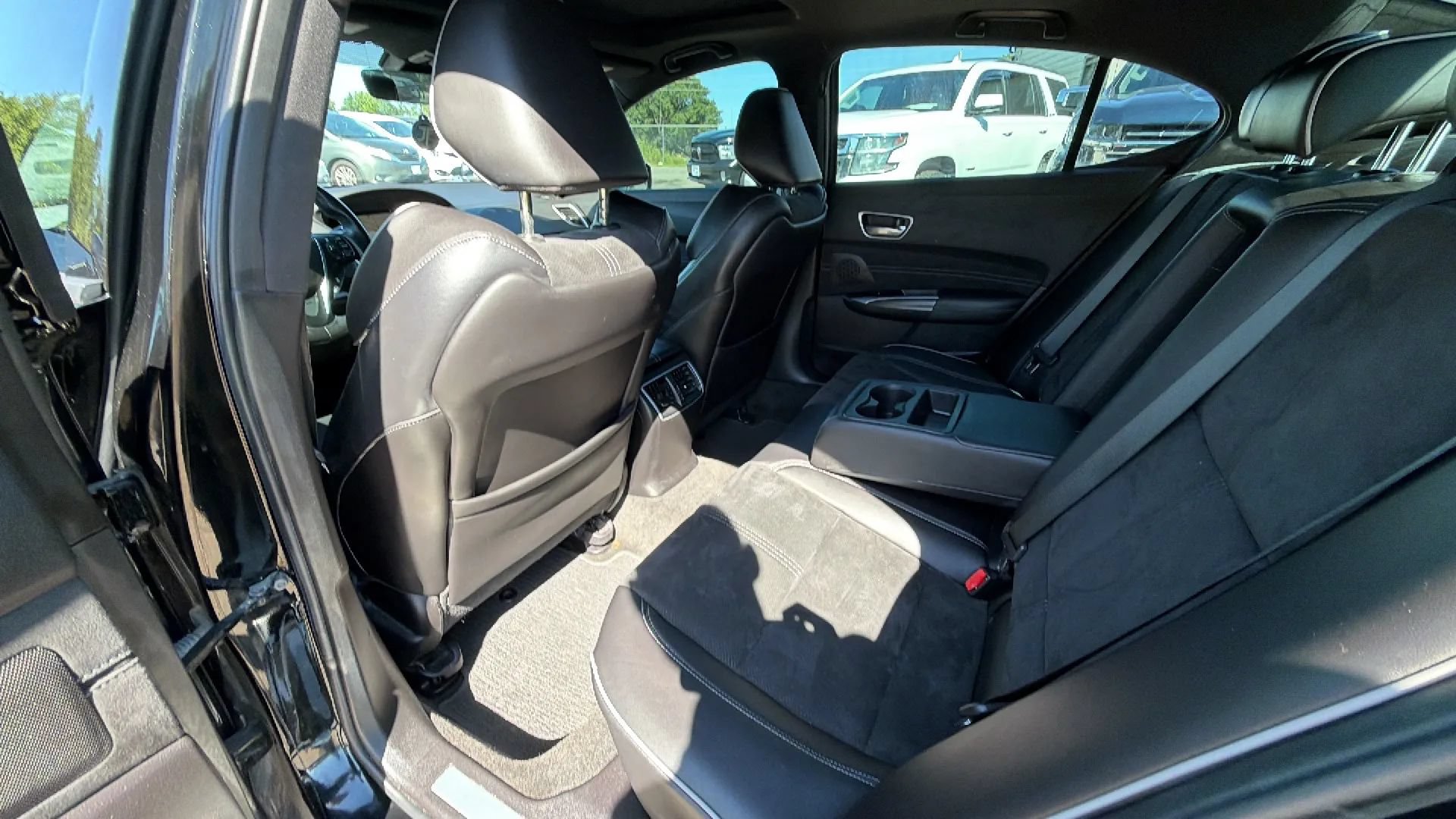 Used 2018 Acura TLX V6 w/ Technology & A-SPEC Pkg FWD image 66