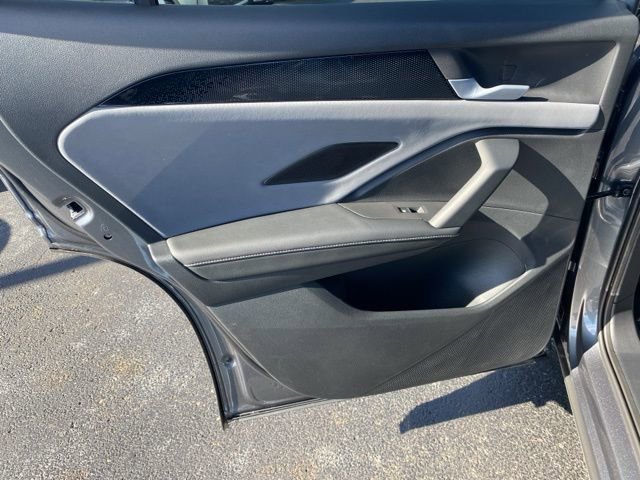 New 2025 Volkswagen Tiguan SE image 57