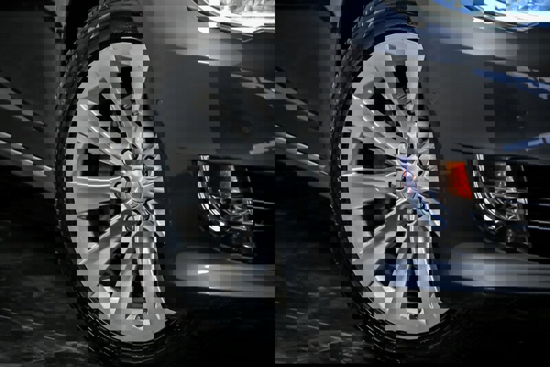 Used 2018 Tesla Model S 100D image 3