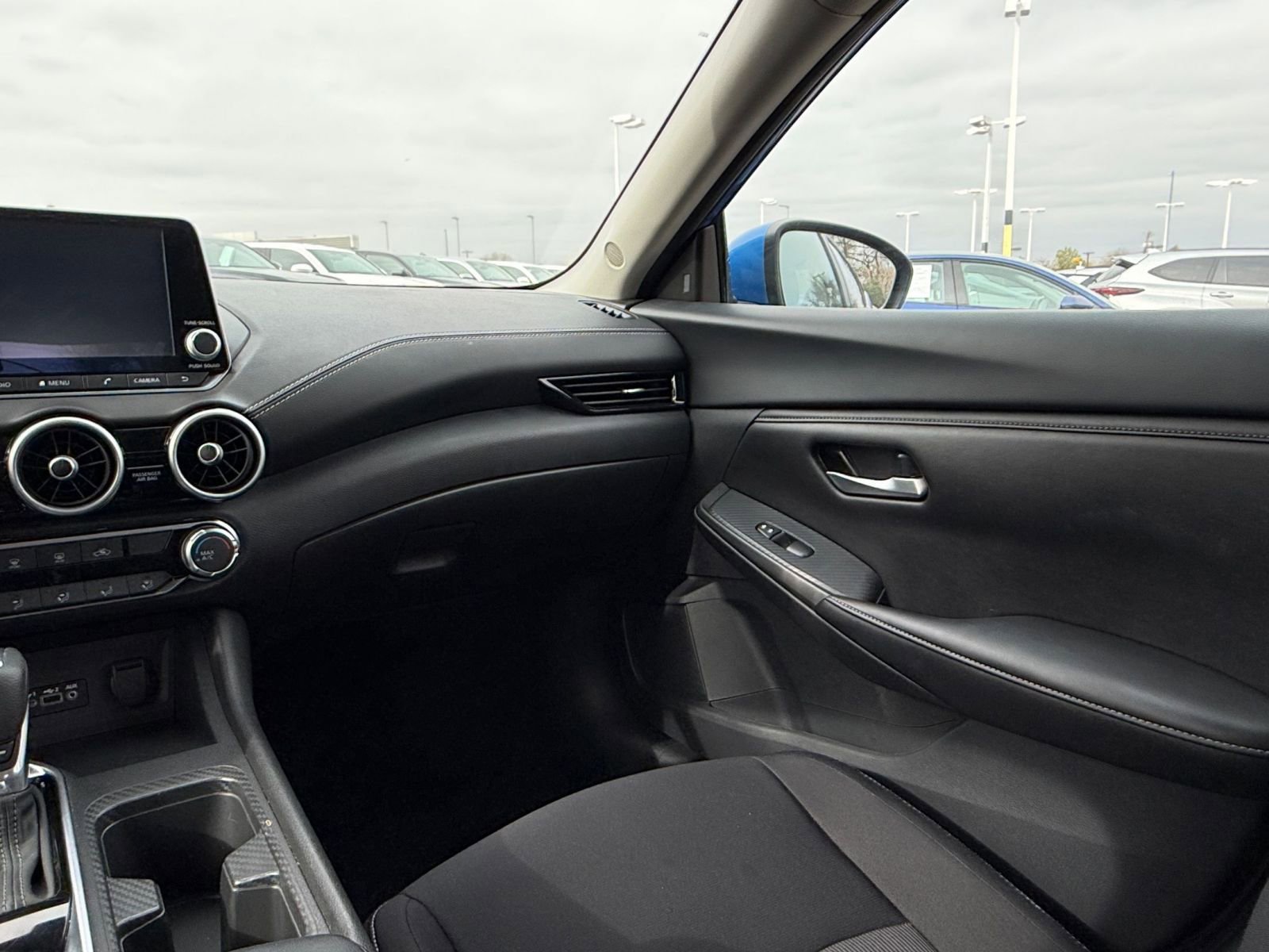 Used 2025 Nissan Sentra SV image 32