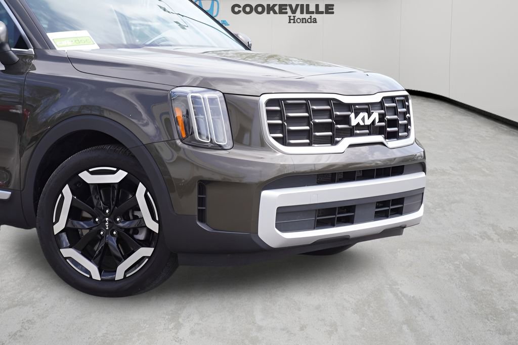 Used 2025 Kia Telluride S image 3