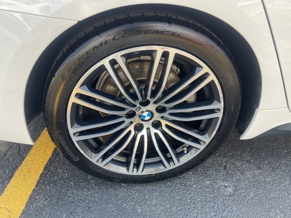 Used 2019 BMW 530i xDrive w/ M Sport Package image 28