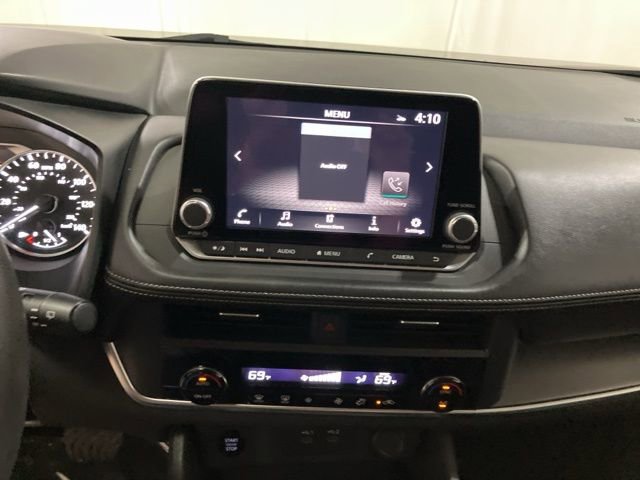 Used 2024 Nissan Rogue SV image 15