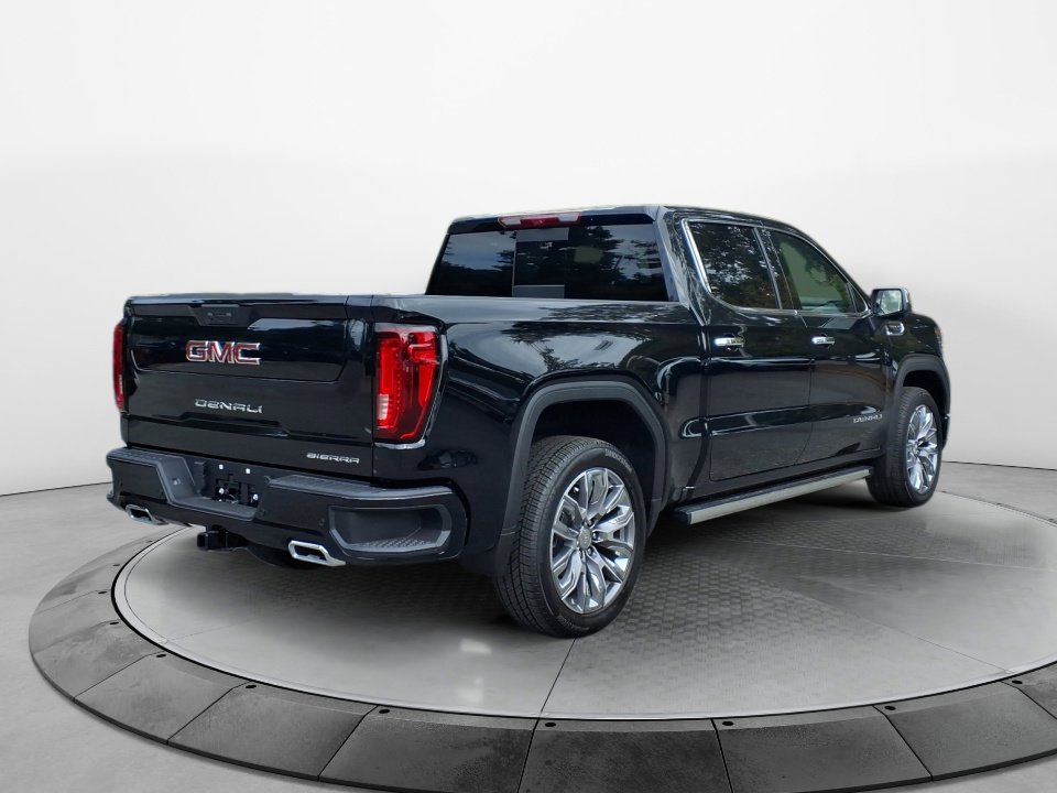 New 2026 GMC Sierra 1500 Denali w/ Denali Reserve Package image 7