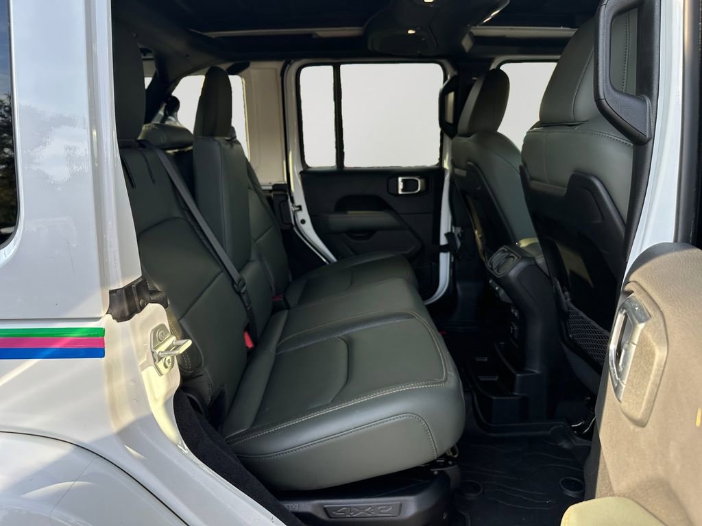 Used 2024 Jeep Wrangler High Altitude image 13