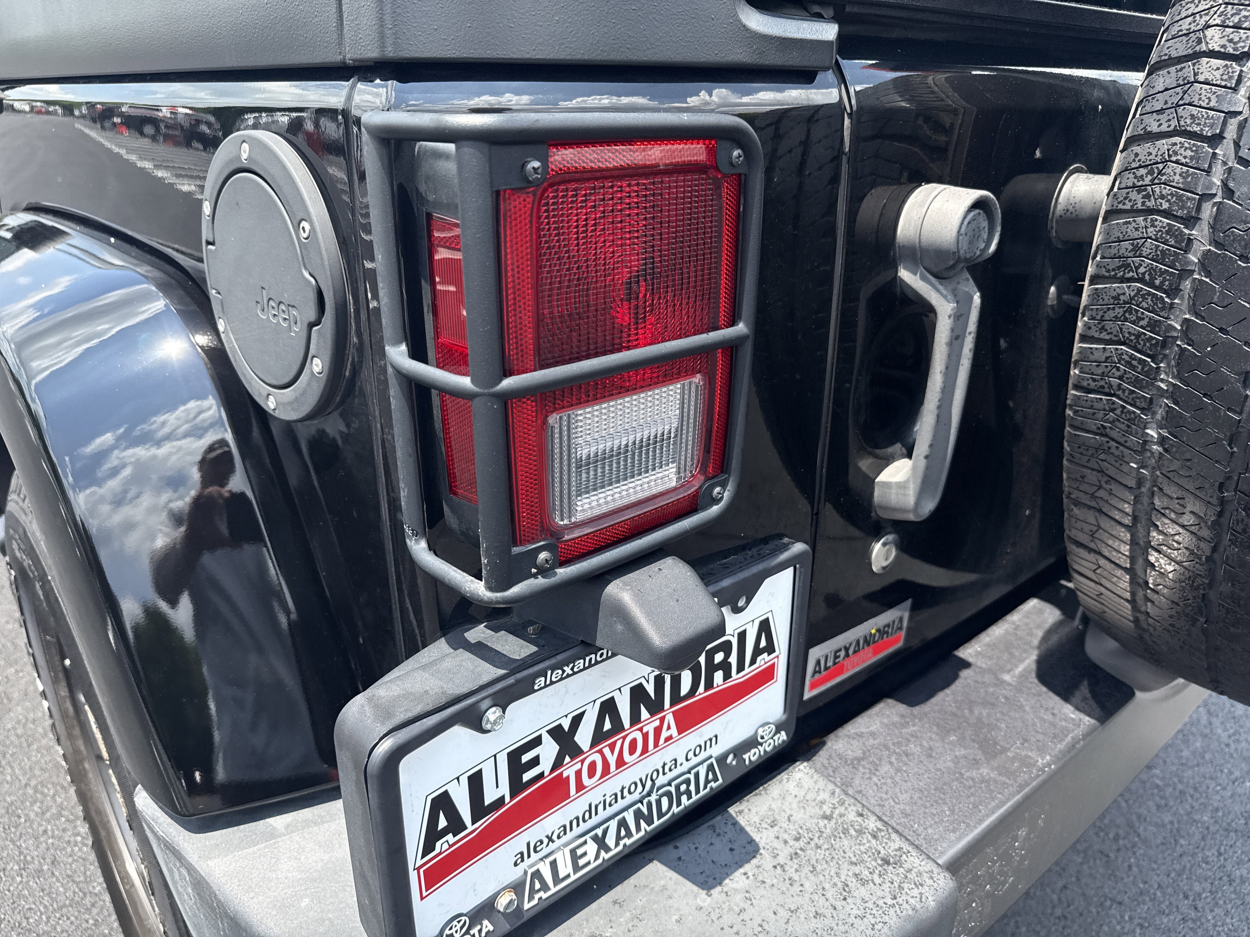Used 2016 Jeep Wrangler Unlimited Sport AWD/4WD image 20