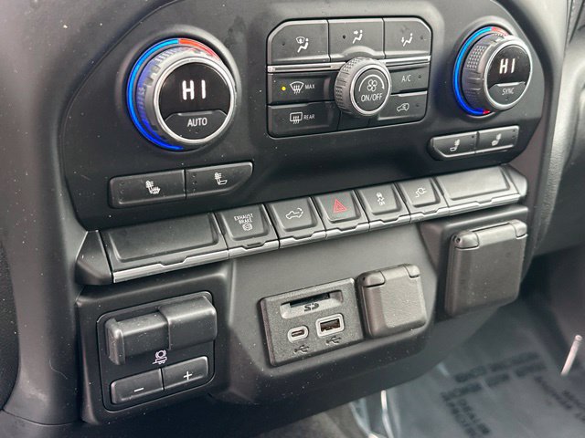 Used 2020 Chevrolet Silverado 2500 LTZ AWD/4WD image 6