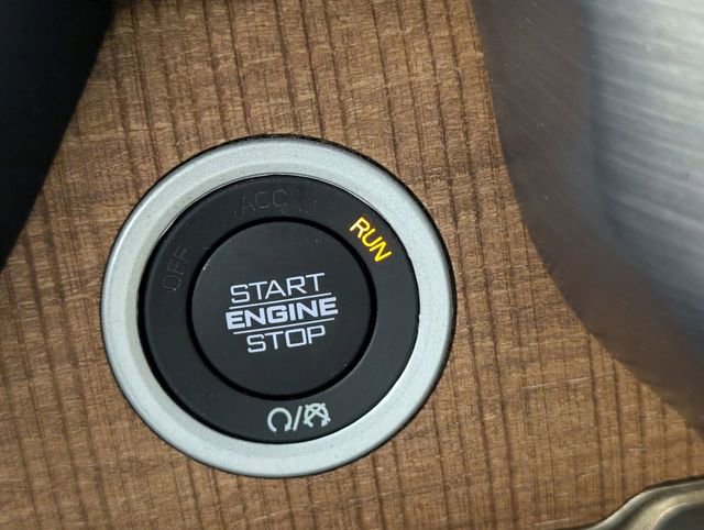 Used 2023 RAM 1500 Limited image 26