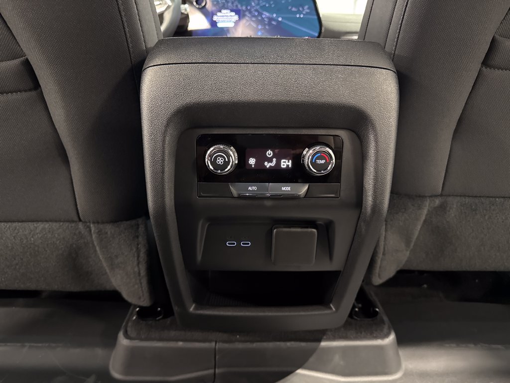 New 2027 Chevrolet Traverse LT w/ Driver Confidence Package AWD/4WD image 42