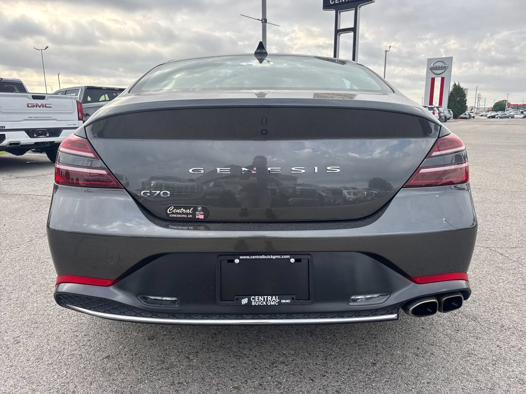 Used 2023 Genesis G70 2.0T RWD image 5
