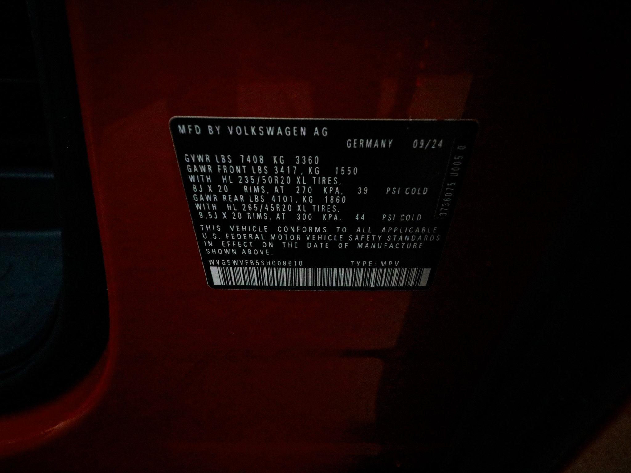 Used 2025 Volkswagen ID. Buzz 1st Edition image 35