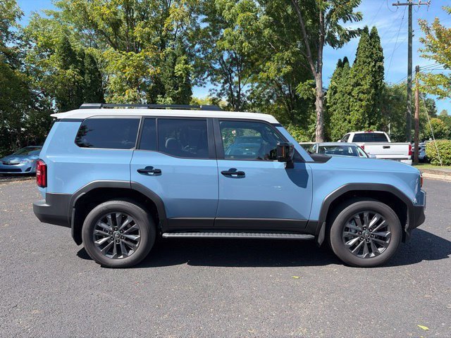 Used 2025 Toyota Land Cruiser w/ Premium Package AWD/4WD image 3