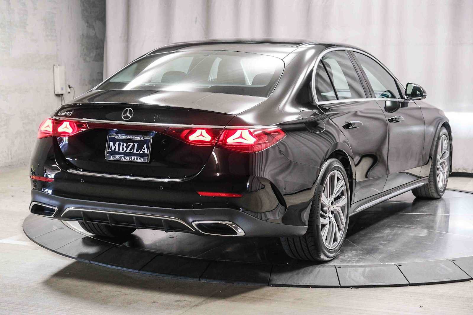 Certified 2026 Mercedes-Benz E 350 Sedan image 4