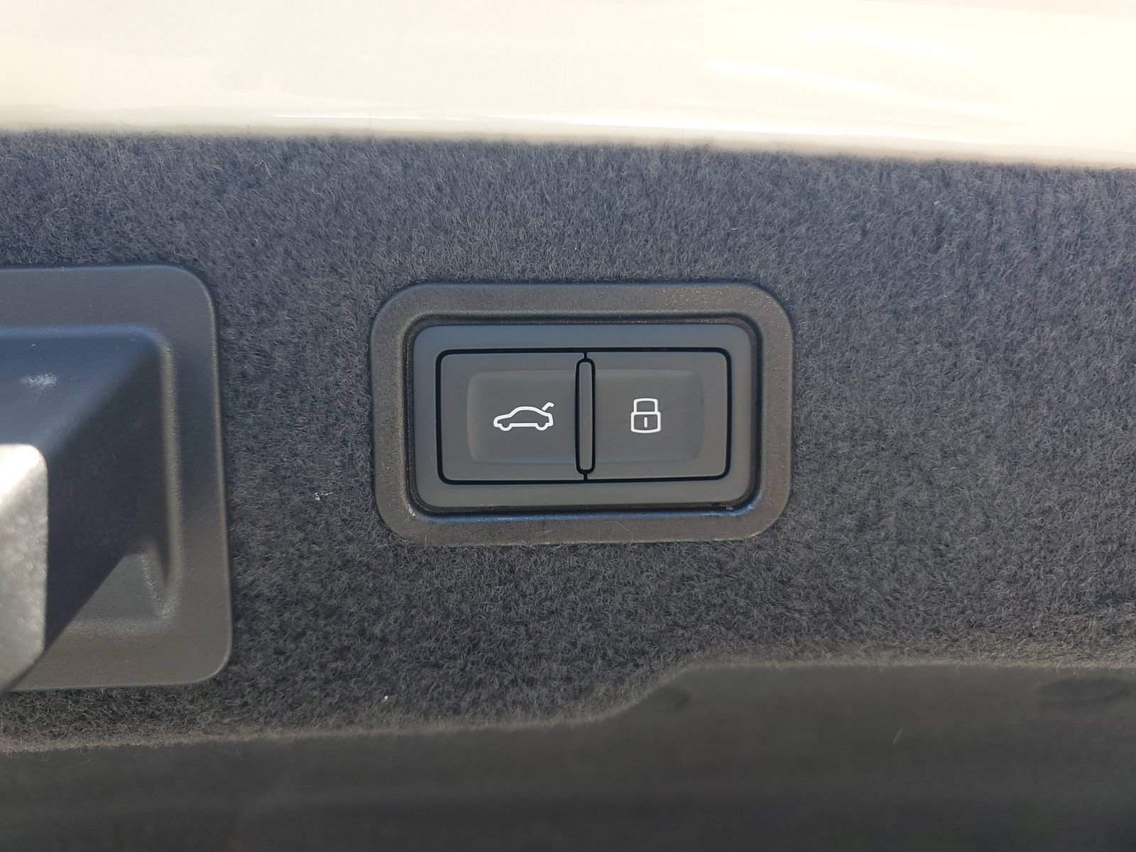 New 2026 Audi S8 AWD/4WD image 9