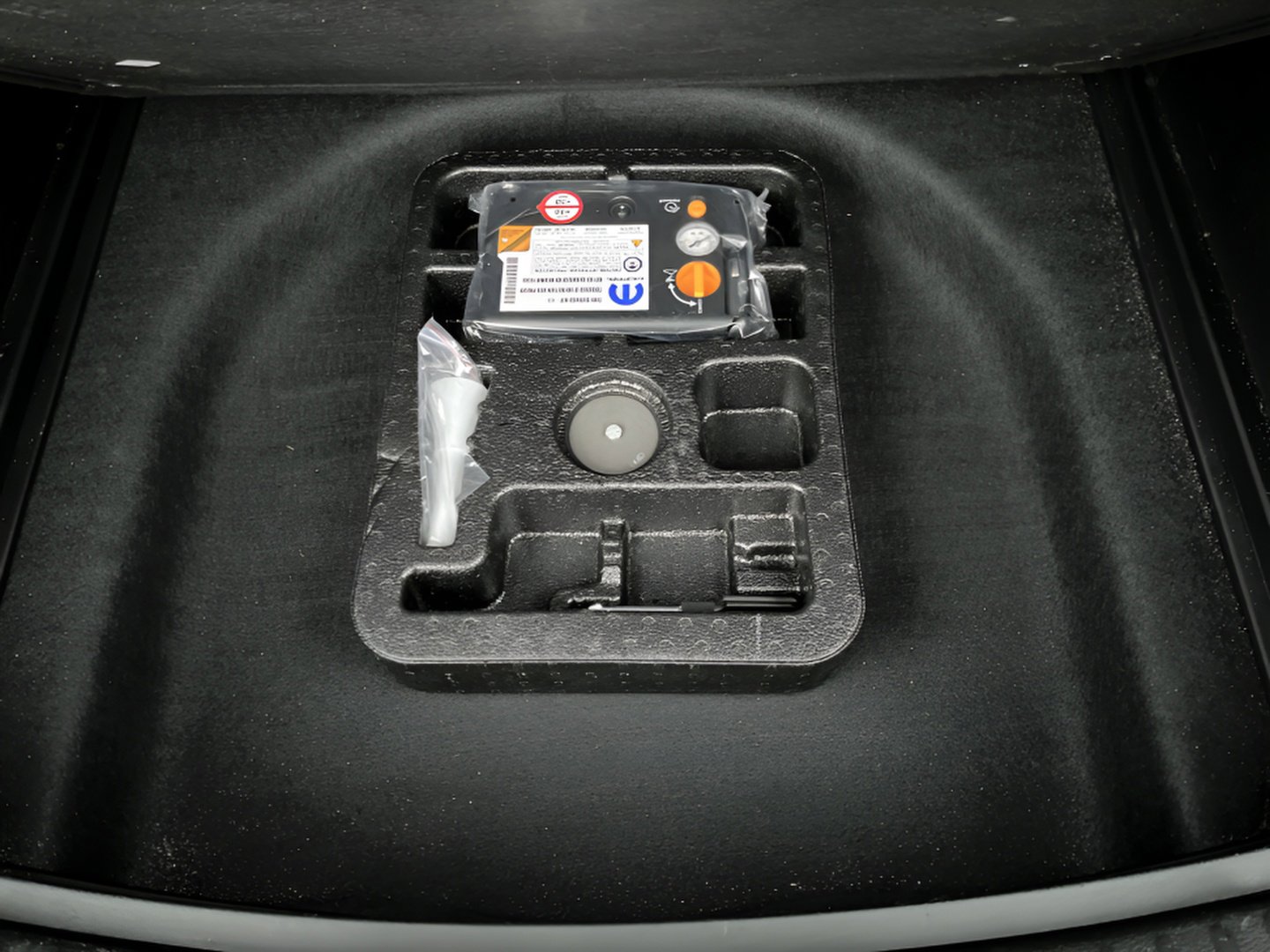 Used 2022 Jeep Compass Limited image 12