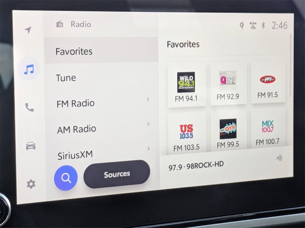 Used 2025 Toyota Camry SE image 19