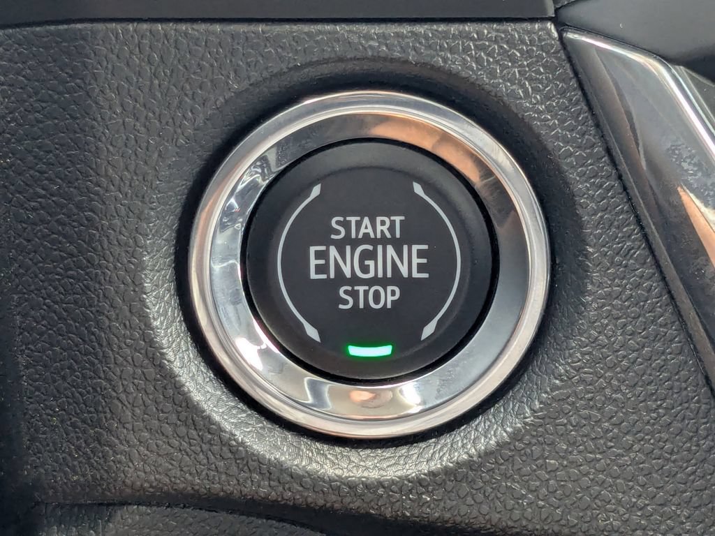 Used 2025 Buick Encore GX Sport Touring w/ Comfort Package FWD image 32