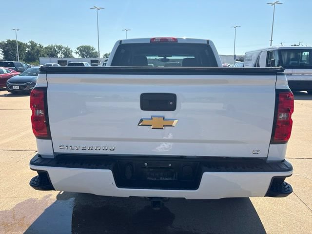 Used 2018 Chevrolet Silverado 1500 LT w/ Texas Edition AWD/4WD image 4