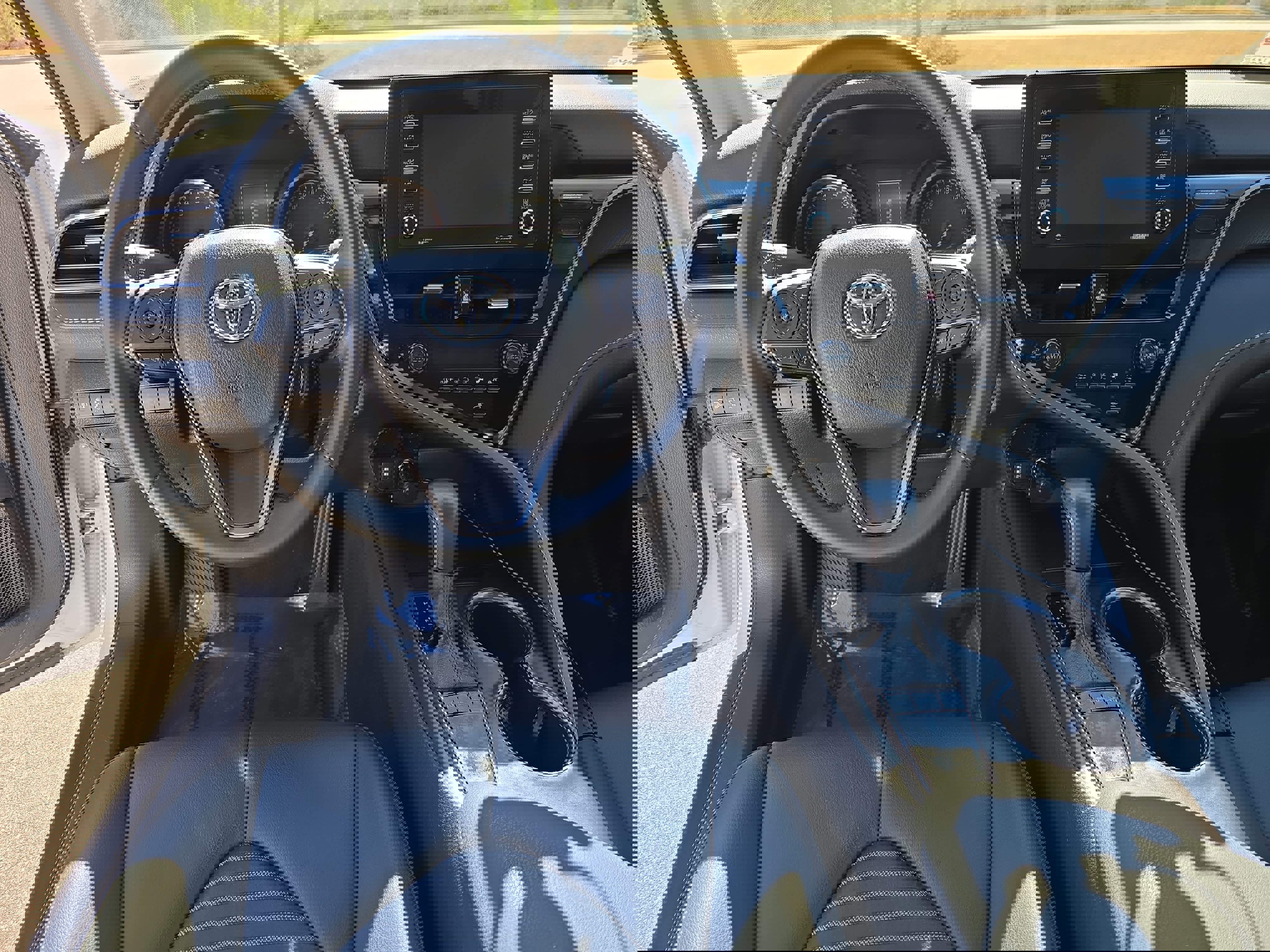 Used 2024 Toyota Camry SE image 18