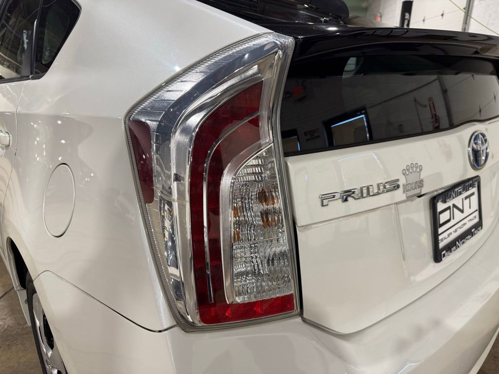 Used 2014 Toyota Prius Three image 10
