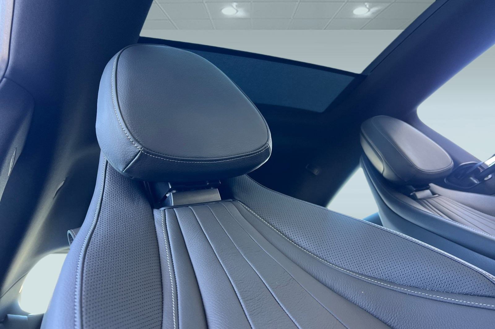 New 2025 Mercedes-Benz CLE 450 4MATIC Coupe image 25