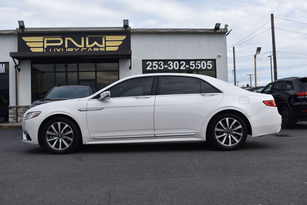 Used 2017 Lincoln Continental Premiere image 12