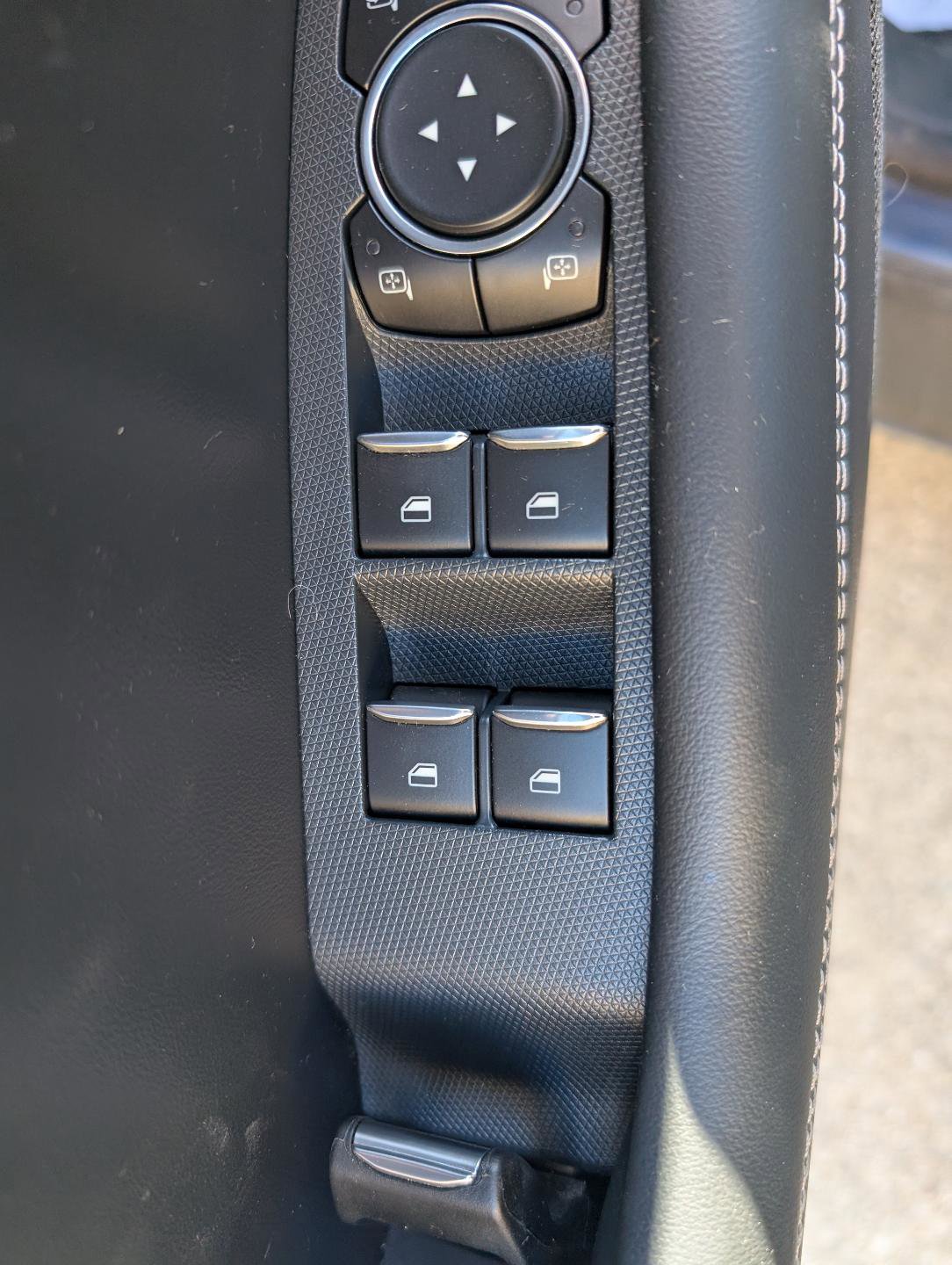 Used 2021 Ford Mustang Mach-E Premium image 15