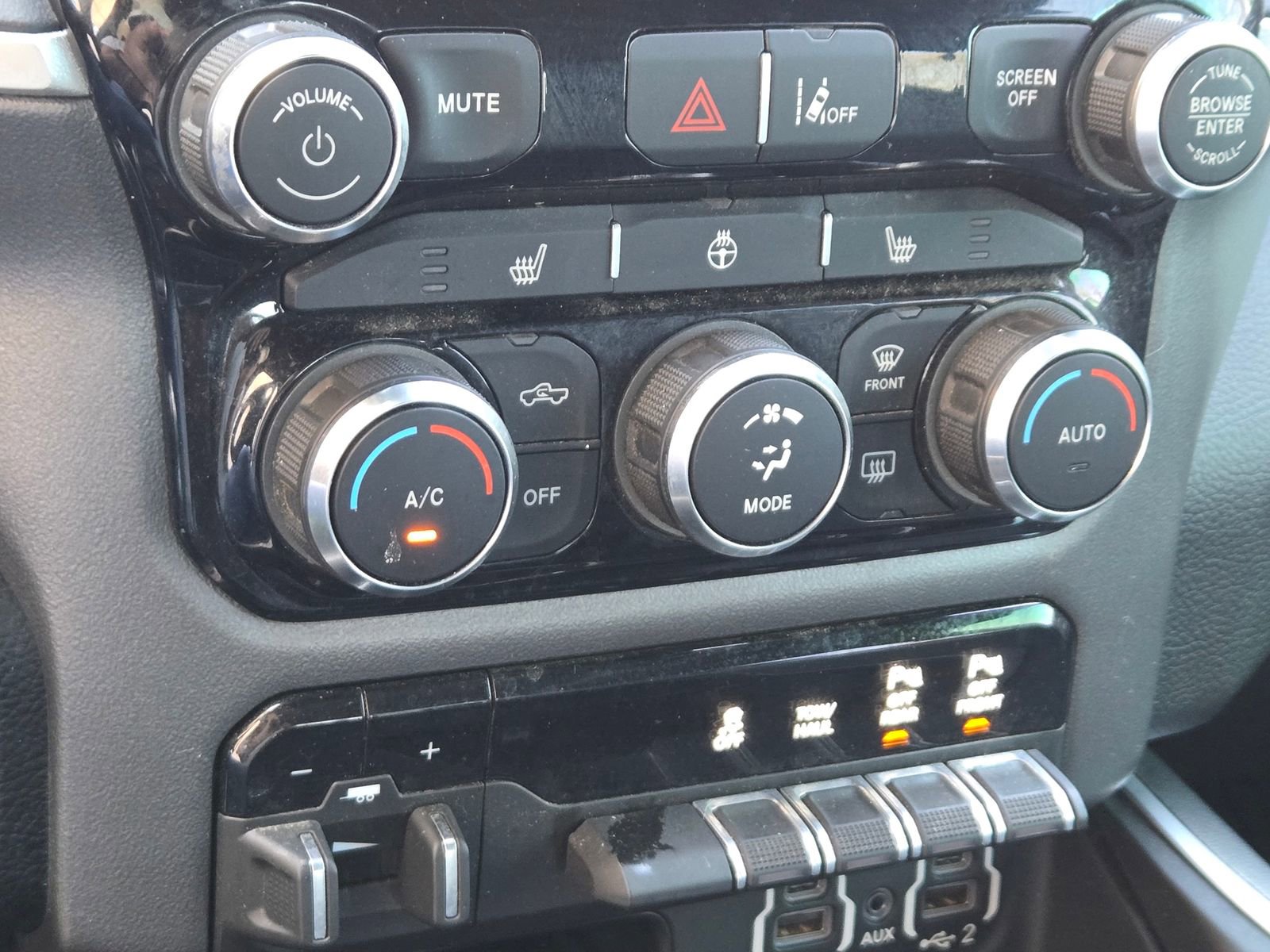 Used 2021 RAM 1500 Big Horn image 17