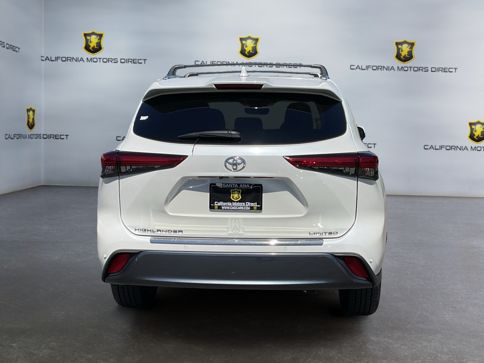 Used 2020 Toyota Highlander Limited FWD image 6