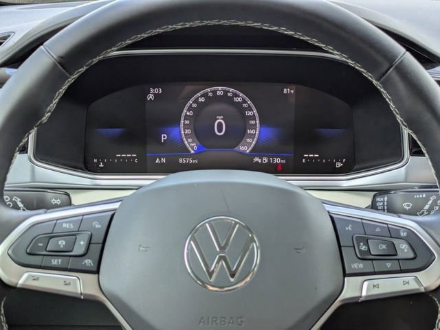 Used 2025 Volkswagen Taos SE FWD image 29