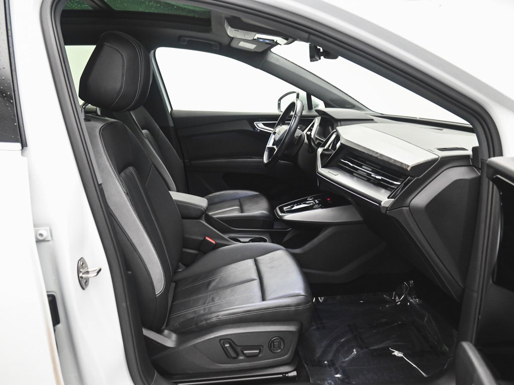 Used 2022 Audi Q4 e-tron Premium Plus w/ Premium Plus image 31