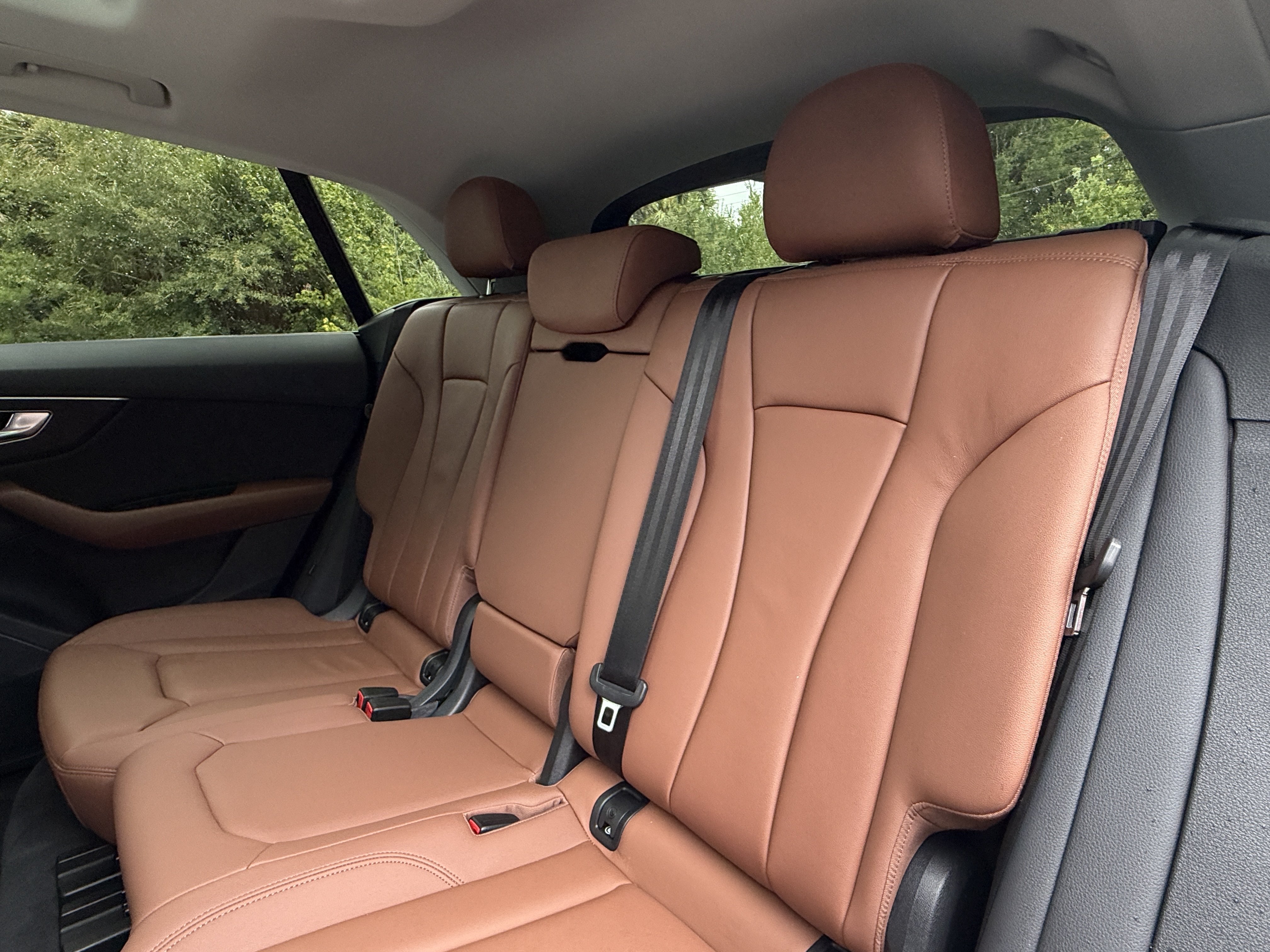Used 2023 Audi Q8 Premium w/ Convenience Package AWD/4WD image 19