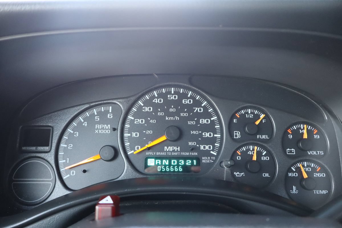 Used 2001 GMC Sierra 1500 SLE w/ Convenience Plus Group AWD/4WD image 26