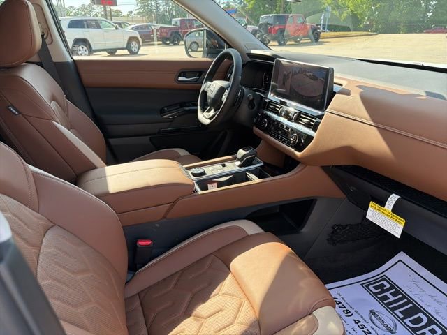 New 2026 Nissan Pathfinder Platinum AWD/4WD image 19