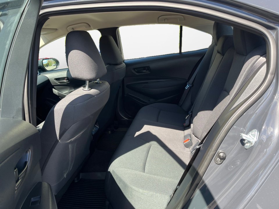 Used 2026 Toyota Corolla LE w/ LE Premium Package image 16