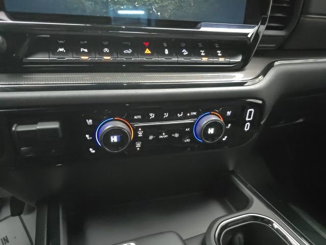Used 2025 Chevrolet Silverado 1500 ZR2 w/ Technology Package image 22