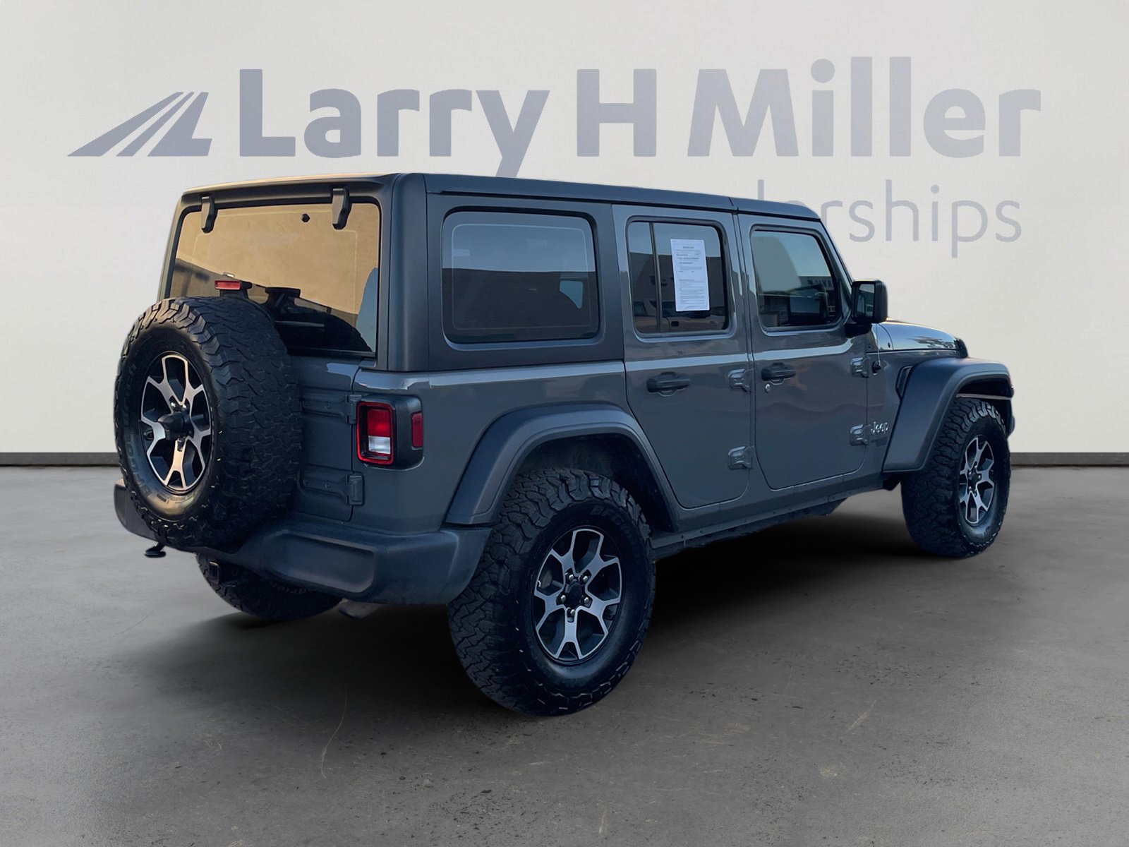 Used 2019 Jeep Wrangler Unlimited Sport image 5
